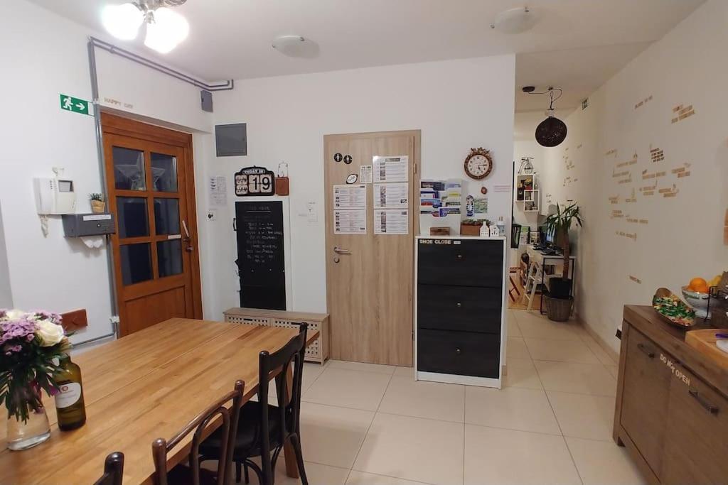 Goodlebang, 3 Bed Room Apartment, Center 卢布尔雅那 外观 照片